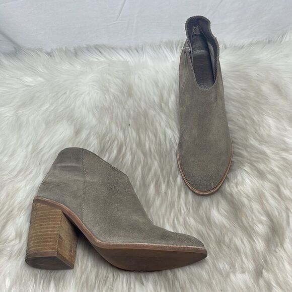Jeffrey Campbell Laszlo Grey Suede Stack Heel Booties Sz 6 - Picture 2 of 7